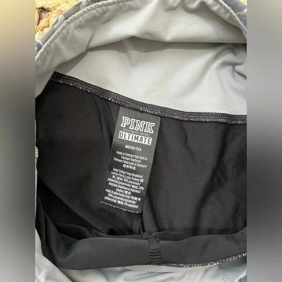 Victoria Secret’s PINK Leggings Size Med Grey Cheetah Print - Picture 4 of 5